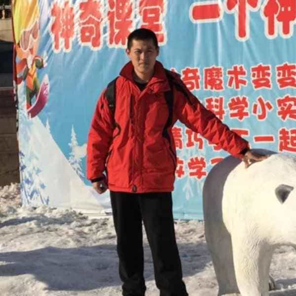 北京35岁单身帅哥真诚找对象-神农架征婚相亲网