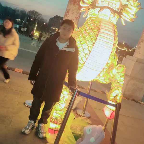 山西32岁单身帅哥真诚找对象-神农架征婚相亲网