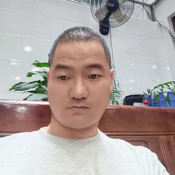 福建35岁单身帅哥真诚找对象-神农架征婚相亲网
