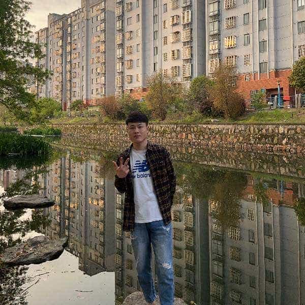 河南23岁单身帅哥真诚找对象-神农架征婚相亲网