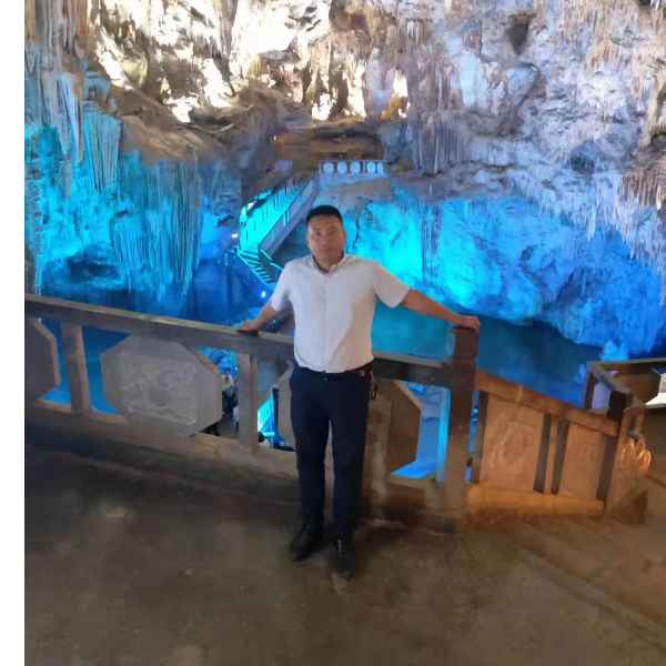 云南34岁单身帅哥真诚找对象-神农架征婚相亲网