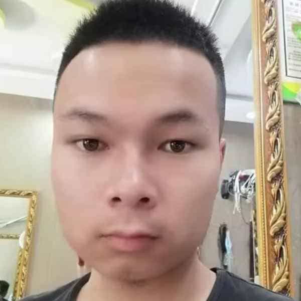 云南28岁单身帅哥真诚找对象-神农架征婚相亲网