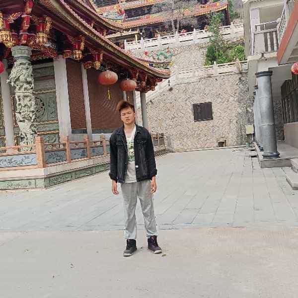 江西27岁单身帅哥真诚找对象-神农架征婚相亲网