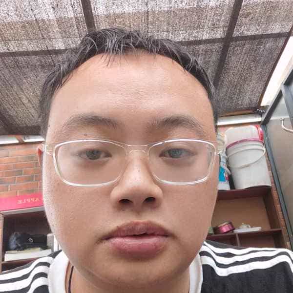 江西33岁单身帅哥真诚找对象-神农架征婚相亲网