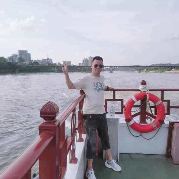 四川27岁单身帅哥真诚找对象-神农架征婚相亲网