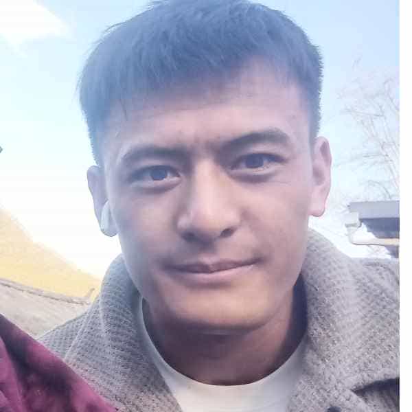 云南32岁单身帅哥真诚找对象-神农架征婚相亲网