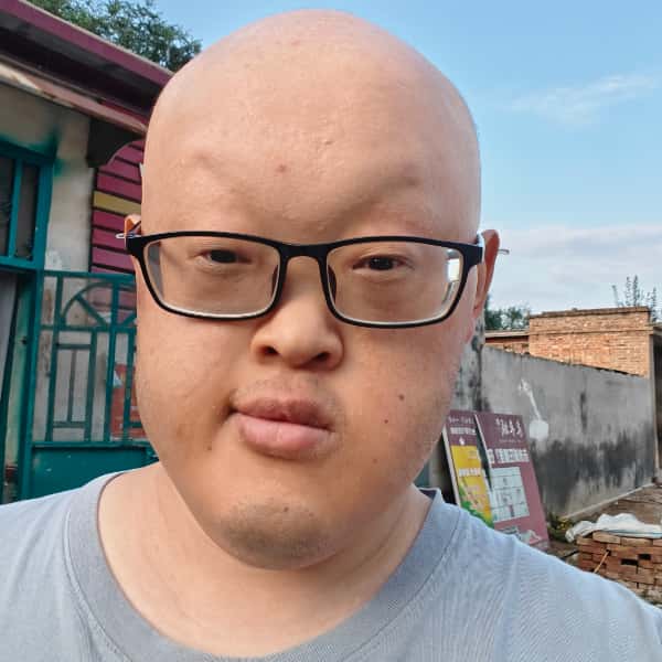 山东27岁单身帅哥真诚找对象-神农架征婚相亲网