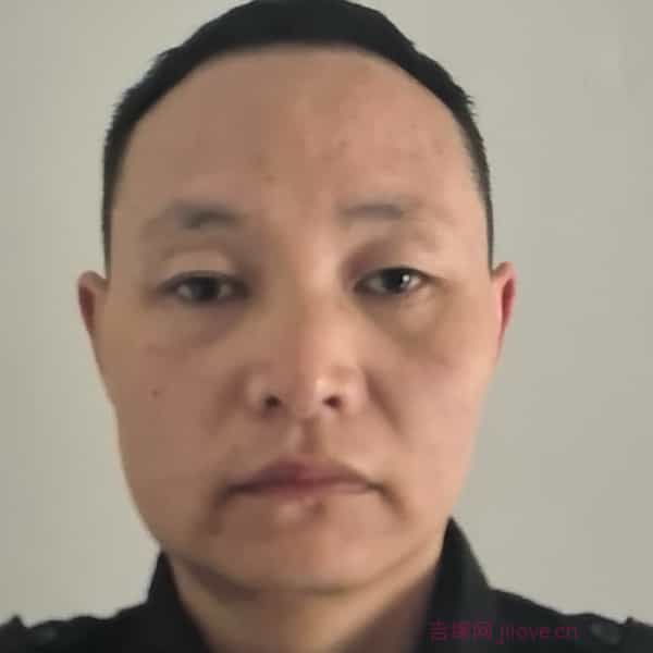青海35岁单身帅哥真诚找对象-神农架征婚相亲网