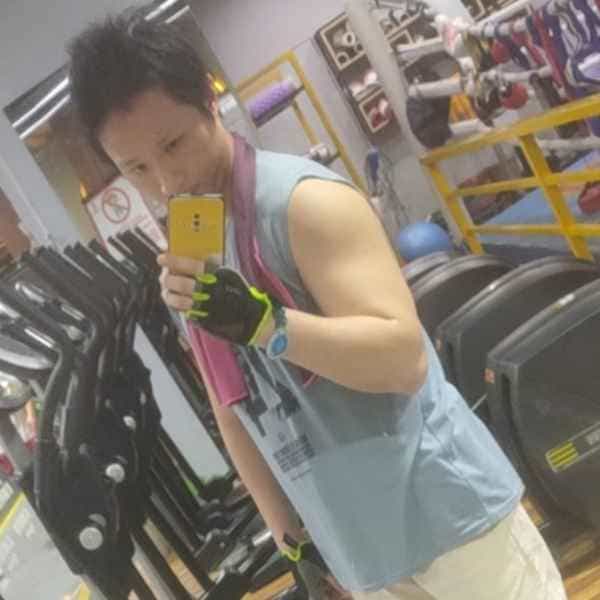 37岁岁广东单身帅哥 - 神农架吉缘网
