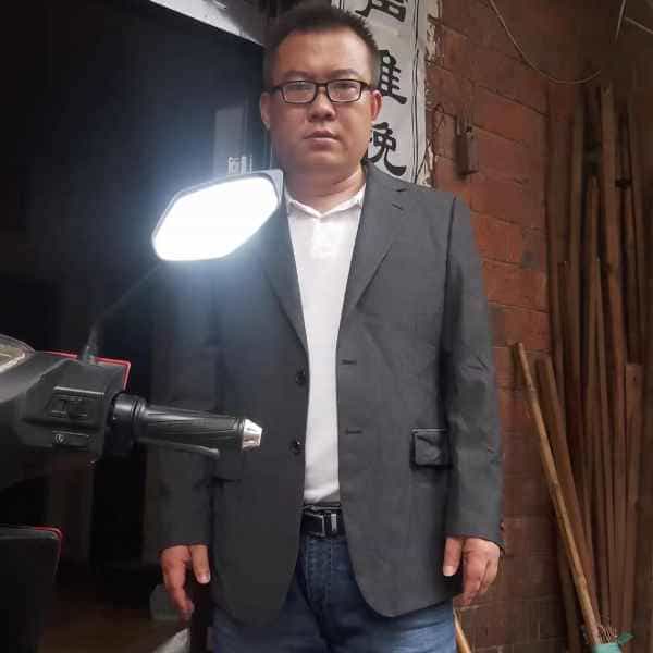 40岁岁江西单身帅哥 - 神农架吉缘网