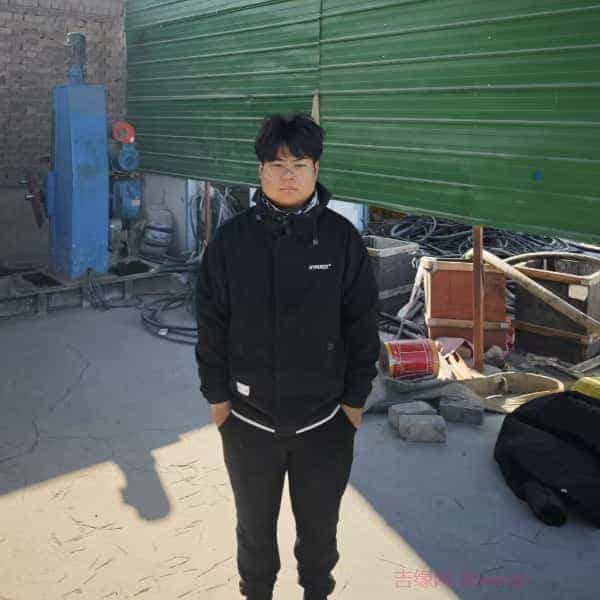 33岁岁河北单身帅哥 - 神农架吉缘网