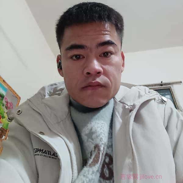 36岁岁陕西单身帅哥 - 神农架吉缘网
