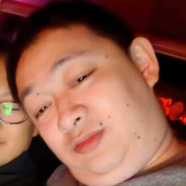 39岁岁辽宁单身帅哥 - 神农架吉缘网