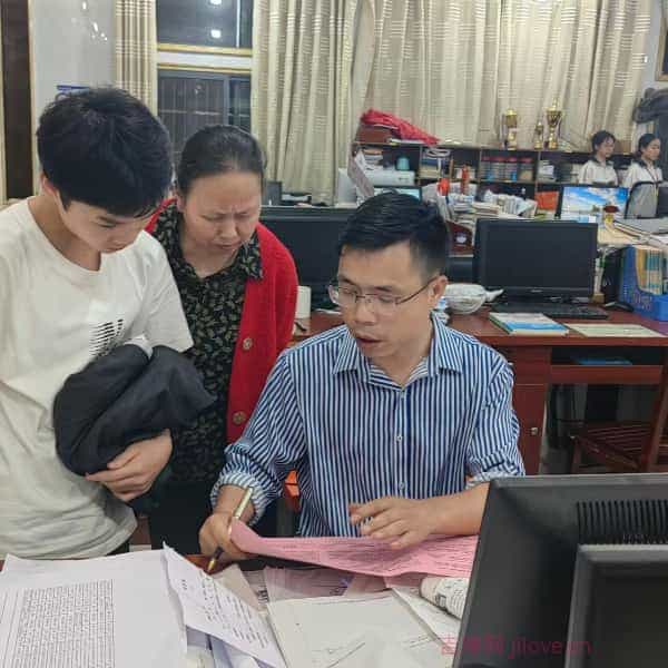 36岁岁湖南单身帅哥 - 神农架吉缘网