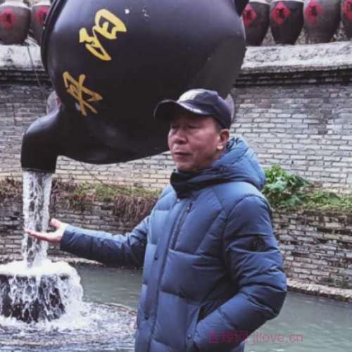 51岁岁福建单身帅哥 - 神农架吉缘网